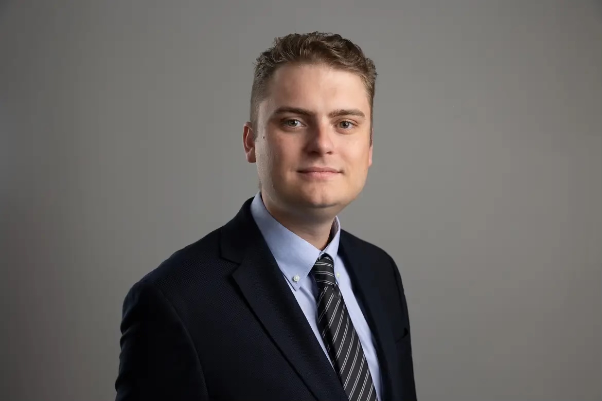 Zach 老师