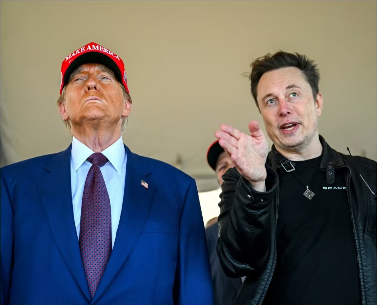 特朗普公开支持马斯克,支持H-1B签证,“毕业送绿卡”的承诺要兑现了吗？