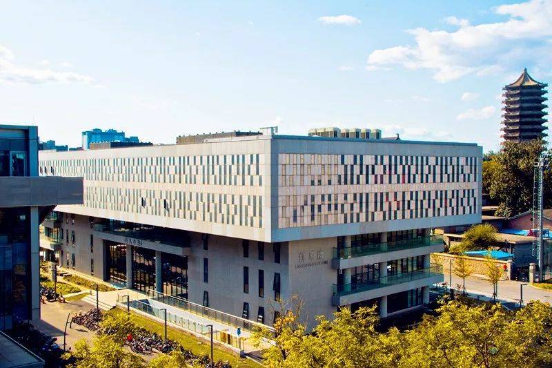 北京大学国际法学院（STL）的学制、基本费用及奖学金政策