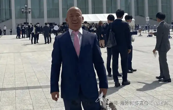 日本黑道“龙傲天”：42岁重启人生，2年备考从“文盲”上岸日本庆应义塾大学 海望老师